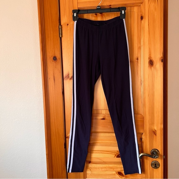 ✪✪✪ Navy Blue Double Striped Leggings - Picture 2 of 3